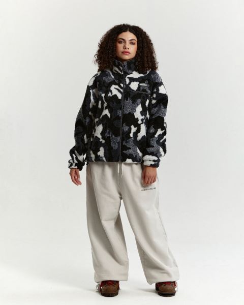 Cold Culture Abstract Fleece Grey Camo | 94571-PYRK