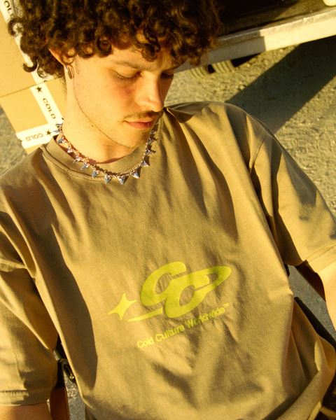 Cold Culture Cc Logo Star T Shirt Beige Grey | 30978-YZSA