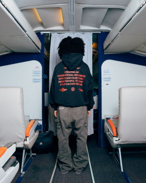 Cold Culture Creating Hoodie Black | 15827-EQLF