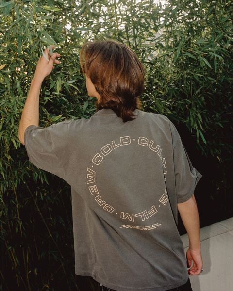 Cold Culture Film Crew T Shirt Dark Chocolate | 43602-EBQR