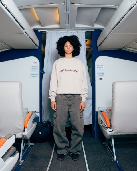 Cold Culture Italic Crewneck Sweatshirts Grey | 40627-MTPG