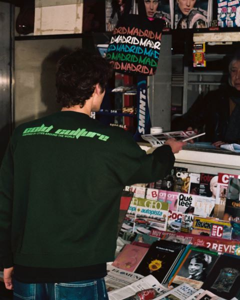 Cold Culture Movement Crewneck Sweatshirts Red | 19670-NMPK
