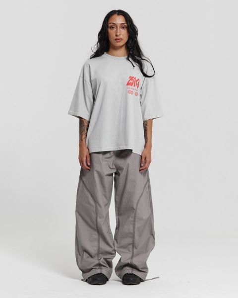 Cold Culture Number Perspective T Shirt Light Grey | 56438-OTFI