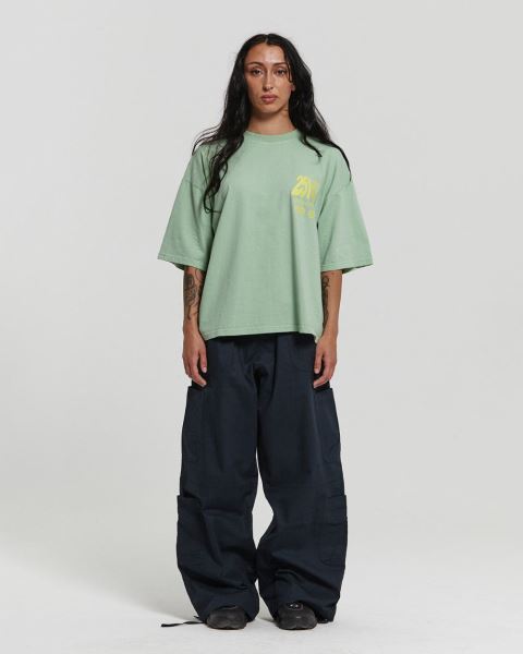 Cold Culture Number Perspective T Shirt Green | 16294-FBSQ