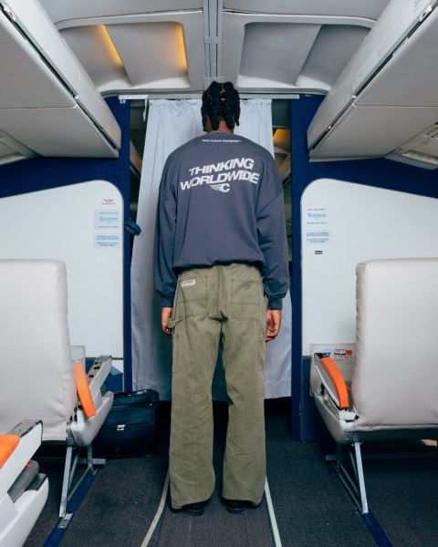 Cold Culture Tagline Crewneck Sweatshirts Blue | 38120-XVYT