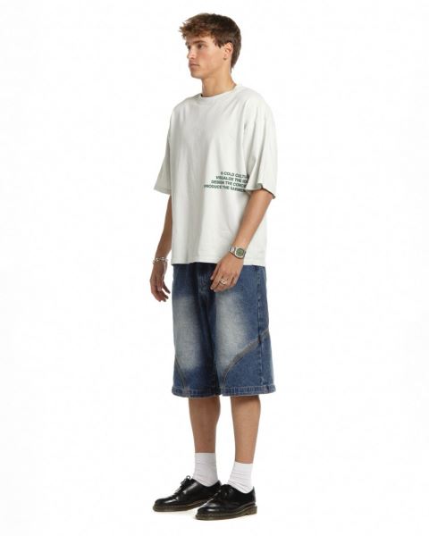 Cold Culture Visualize T Shirt Light Grey | 45108-URCV